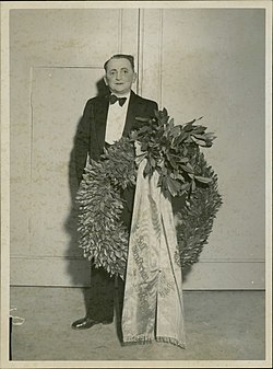 Andersson uppvaktad på sin 50-årsdag 1937.