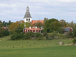 Vårdnäs kyrka