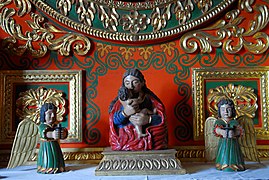 Statuen in der Jesuitenreduktionskirche in Concepción, Santa Cruz, Bolivien (Missionen der Chiquitos)