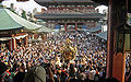 Sanja Matsuri jaialdia Sensō-ji tenploan.