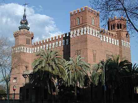 Català: Castell dels tres Dragons