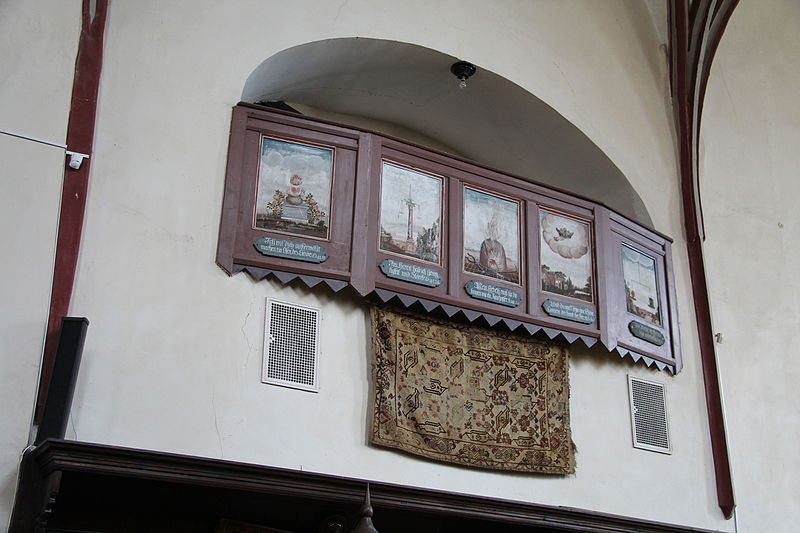 File:Interieur der evangelischen Kirche in Schäßburg I.JPG