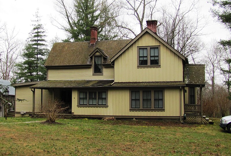 File:Rugby-adena-cottage-tn1.jpg