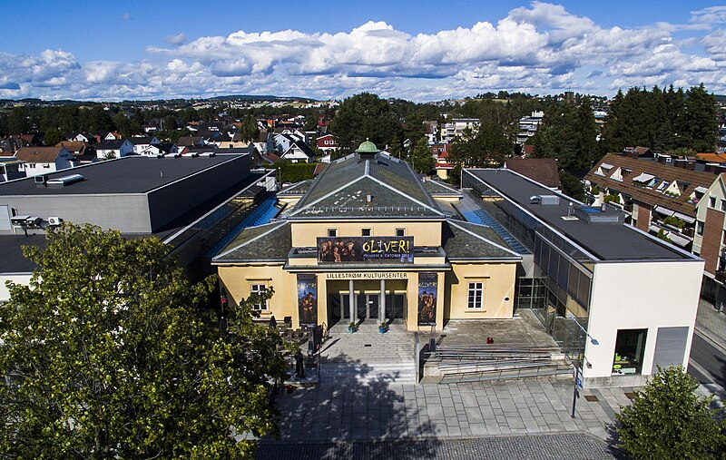 File:Lillestrøm Kultursenter - Foto Anders Rodem.jpg