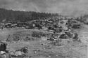 Aufgegebenes Kriegsmaterial der deutschen 9. Armee nahe Bobruisk (Belarus) Ende Juni 1944.