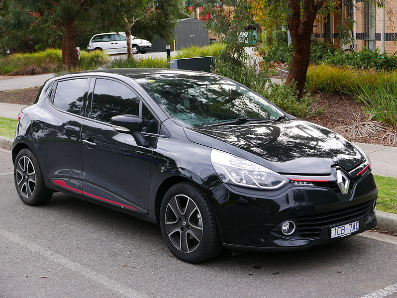 File:2014 Renault Clio (X98) Expression hatchback (2015-05-29) 01.jpg