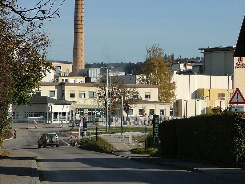 File:Milchwerk - panoramio (4).jpg