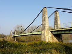 Le Pont du Bac, reconstruit en 1949.