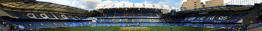 Panorámica interior del Stamford Bridge.