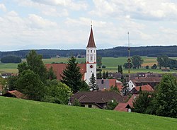 Tussenhausen seen from the north