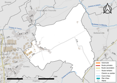 Carte en couleur présentant le réseau hydrographique de la commune