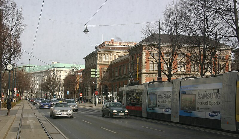 File:Wien-Stubenring-14-Nr 5-Museum fuer angewandte Kunst-2008-gje.jpg