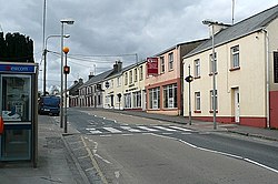 The R446 regional road passes through Craughwell