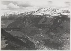 ETH-BIB-Valle Leventina, Blick Nordwesten Pizzo del Sole-LBS H1-016353-AL.tif