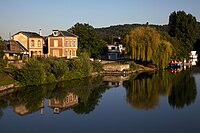 Vue actuelle (2013) de la maison de l'île de la Loge peinte dans le tableau Barrage de la Machine de Marly.