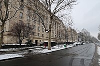 Le boulevard sous la neige.