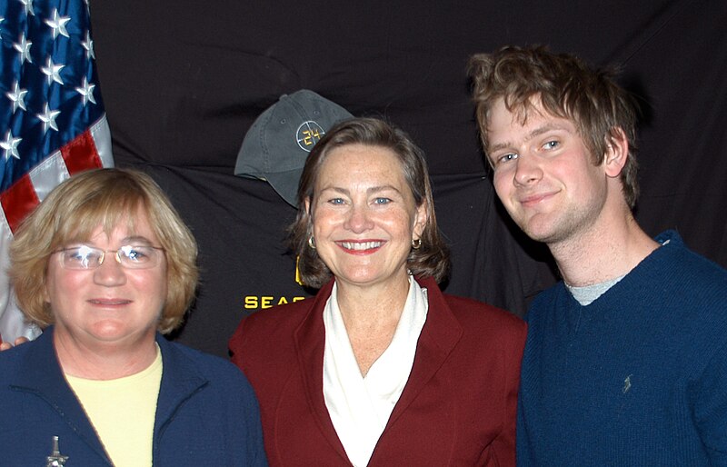 File:Cherry Jones, KTC, and Tyler 2009 (3459834246).jpg