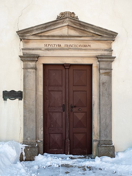 File:Gößweinstein Tür Kloster P1210258.jpg