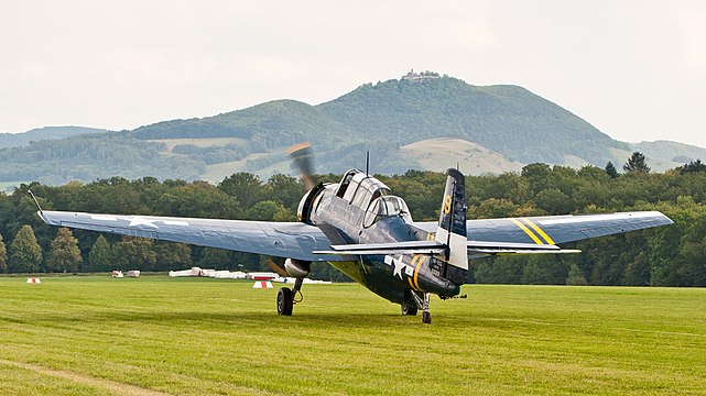 Grumman TBM-3E Avenger (built in 1945).