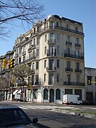 Edificio en Bolívar y Av. Caseros