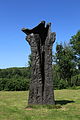 Magdalena Abakanowicz: Handlike tree – Figura ultima (2003–04)