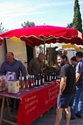 Stand de vin à Coustellet