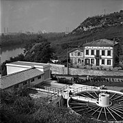 Station de pompage en bordure de la Garonne depuis les coteaux de Pech-David.