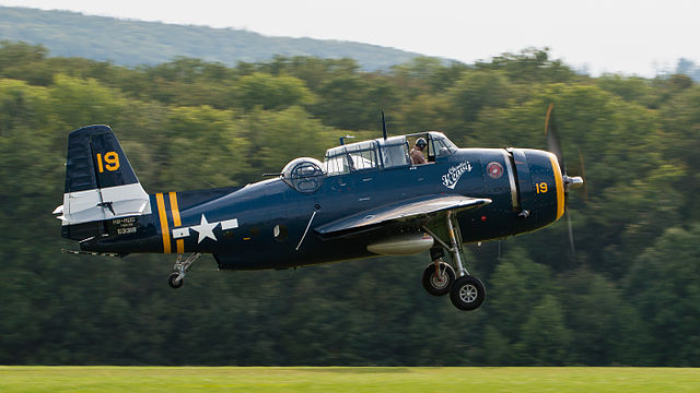 Grumman TBM-3E Avenger (built in 1945).