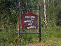 Ortseingangsschild in Manley Hot Springs