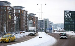 Vänster: Frösundaleden vid trafikplats Haga norra, vy mot väst. Höger: Frösundaleden i höjd med Råsunda stadion, vy mot sydost.