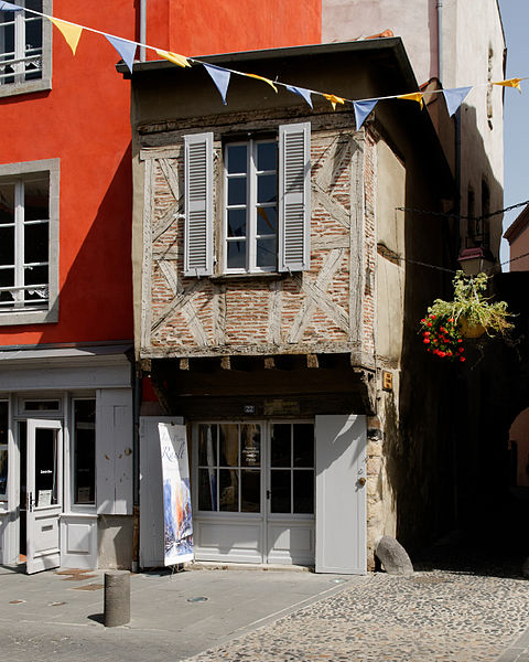 File:Maison de Mandrin Brioude.jpg