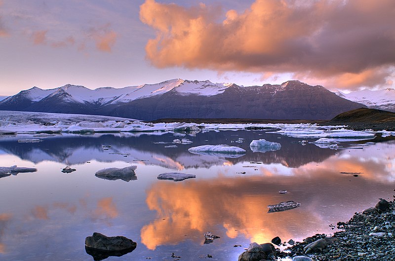 File:Jokulsarlon lake, Iceland.jpg