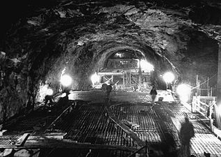 Byggarbeten för huvudtunneln 1955