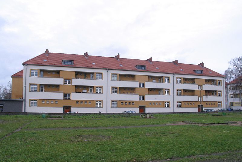 File:Am-rosenhof1-3.jpg