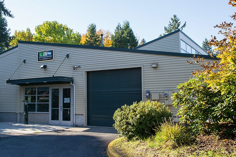 File:Outdoor Program Barn.jpg