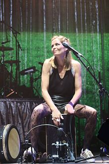 Caroline Corr playing Cajon at O2 Arena London - 23/01/2016