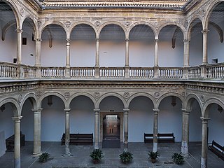 Patio de la Capilla.