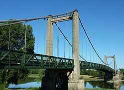 Pont routier de Bouchemaine.