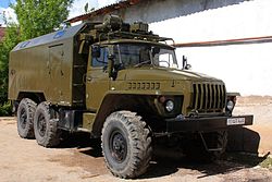 Ural-4320 mit Kofferaufbau