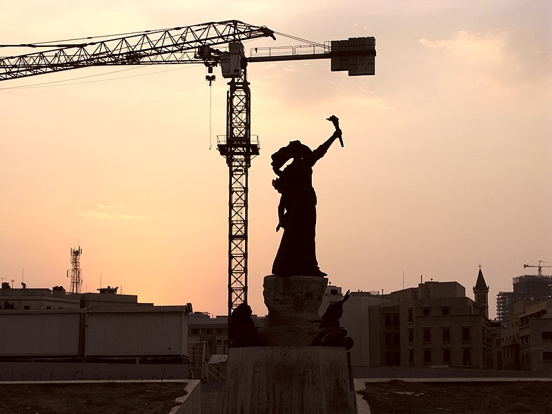 File:Martyrs' Square at sunset, Beirut, Lebanon.jpg