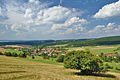 Pohled na Valchov, Drahanská vrchovina zde přechází do sníženiny Boskovická brázda