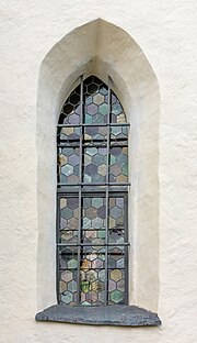 Thumbnail for File:Magdalensberg St. Thomas Pfarrkirche hl. Thomas gotisches Fenster 04102019 7213.jpg