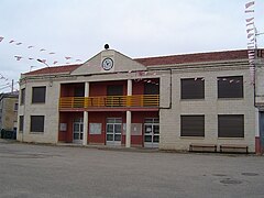 Casa de la Cultura, o casa del pueblo.