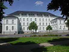 Altbau des Adolfinum in Moers