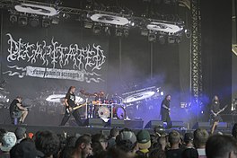 Decapitated yn 2017