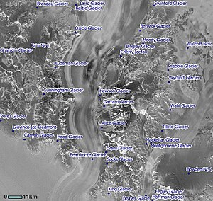 Lage des Keltie-Gletschers (oben links) an der Ostflanke des Beardmore-Gletschers (Satelliten-Aufnahme)