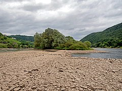 Der im Zustand des 19. Jahrhunderts erhaltene Leinpfad oberhalb von Hatzenport an der Mosel