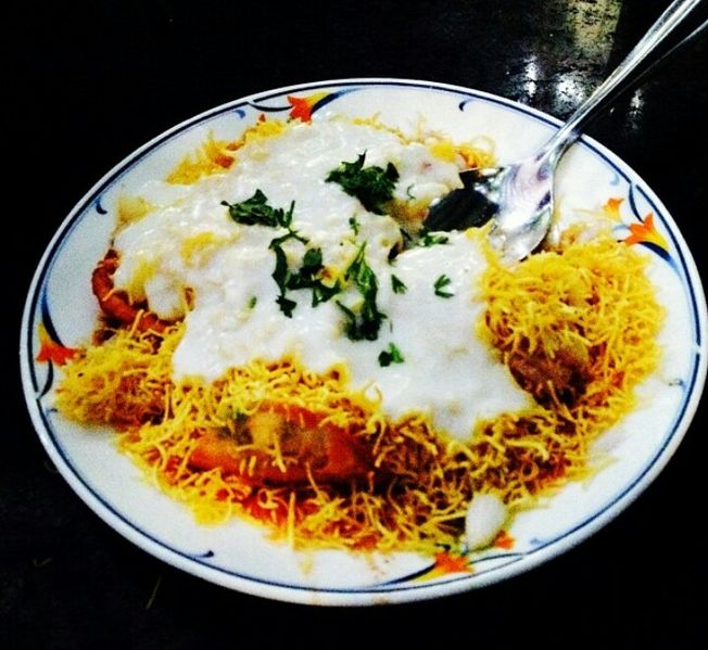 File:Shev Batata Dahi Puri.jpg