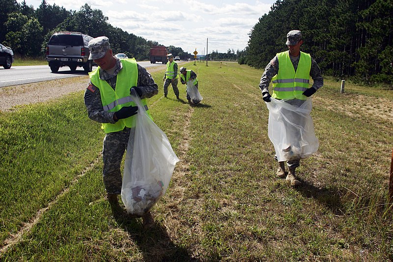 File:Fort McCoy BOSS program looks ahead to new year - FMWRC - US Army - 100910.jpg