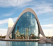 L'Oceanogràfic en la Ciudad de las Artes y las Ciencias, Valencia por Félix Candela, 2003.